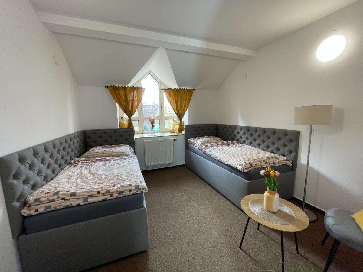 Hotel Colchi Uničov 外观 照片
