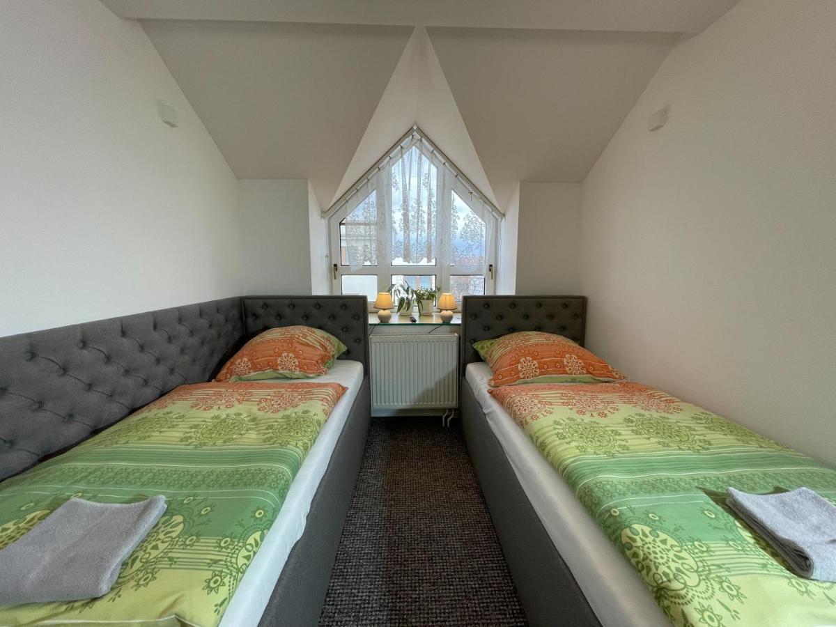 Hotel Colchi Uničov 外观 照片